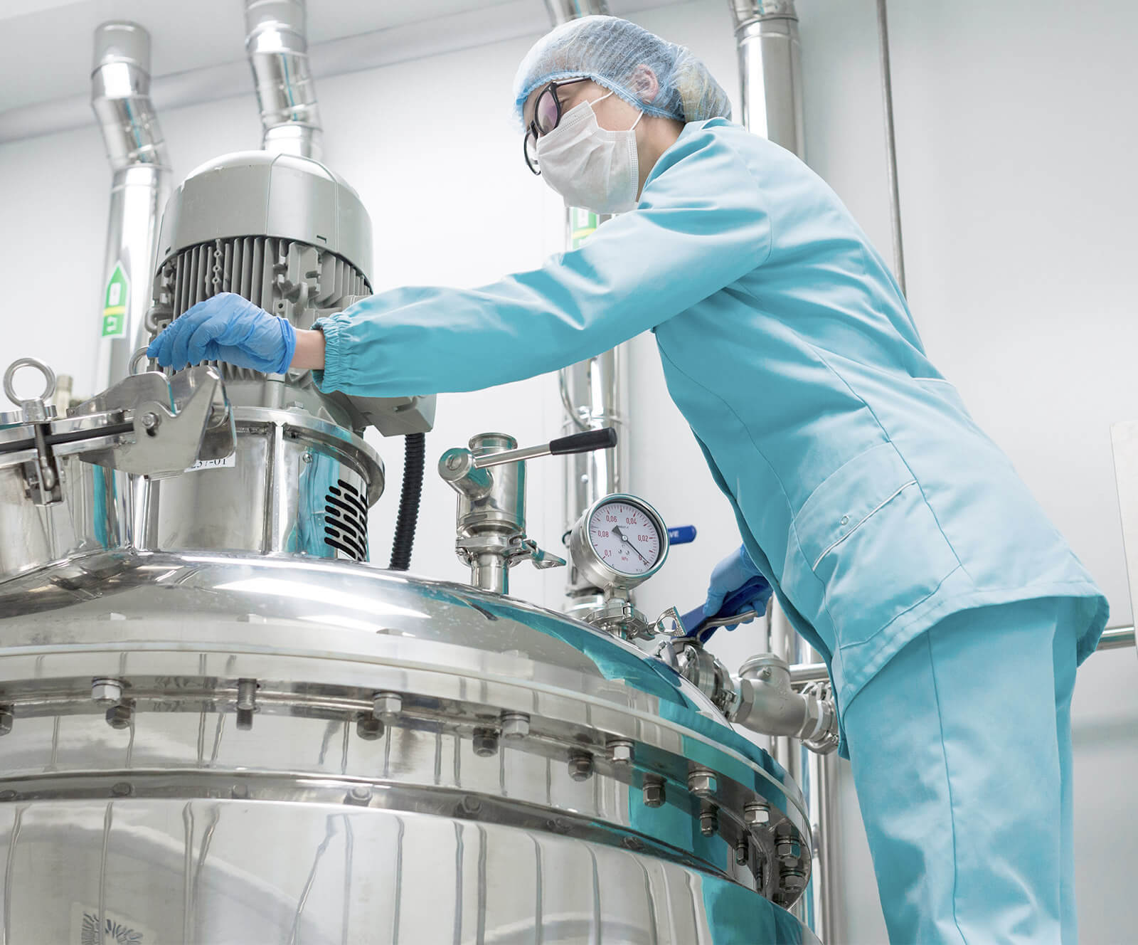 Nitrogen dewars, tanks and cylinders can be filled with Coregas Nitrogen gas